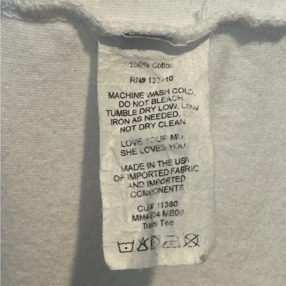 Show me your MuMu White Graphic Tee with Blue Print - Picture 9 of 9